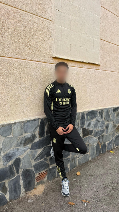 CHANDAL REAL MADRID 2026