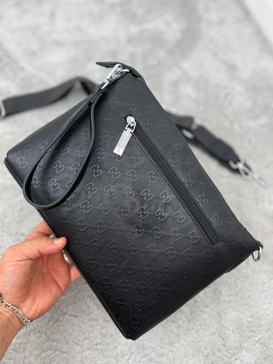 BANDOLERAS  GUCCI ( SE PUEDE USAR COMO NECESER)