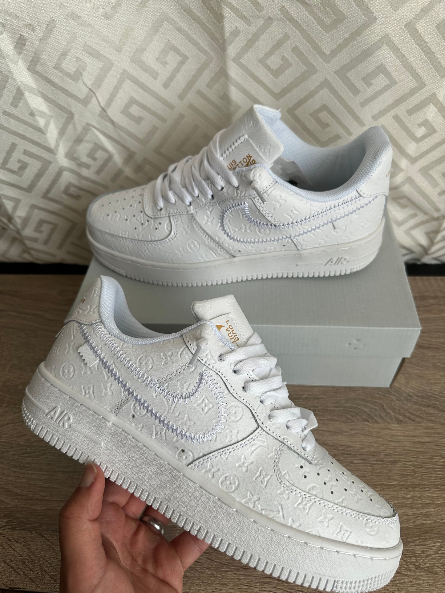 NIKE AIR FORCE 1 LOUIS VUITTON