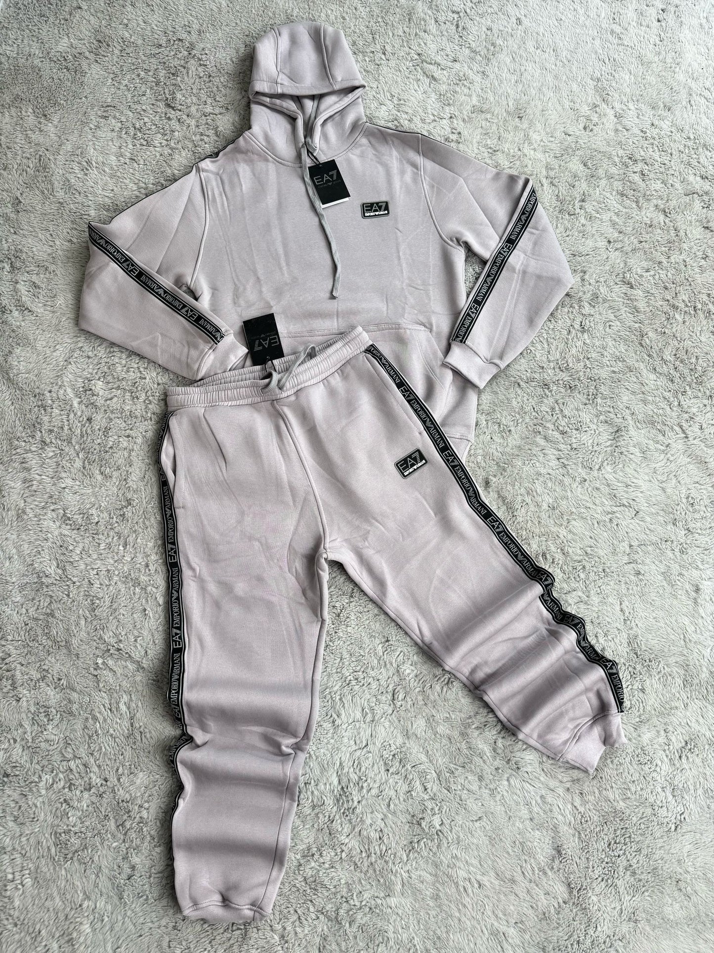 CHANDAL EMPORIO ARMANI EA7 🩶
