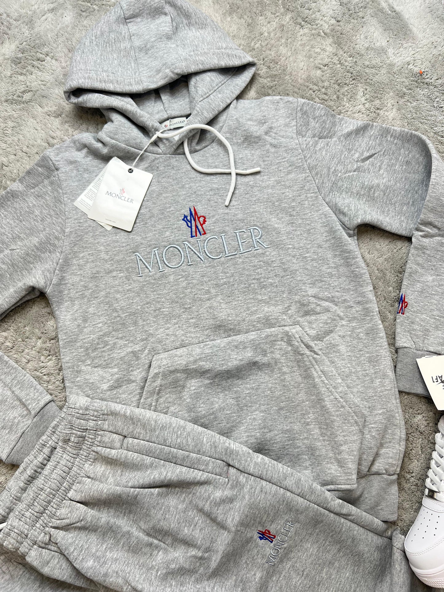 CHANDAL MONCLER 2025 ALL GREY 🔥