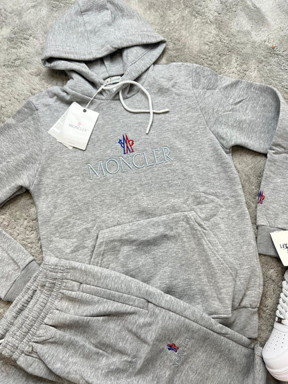 CHANDAL MONCLER 2025 ALL GREY 🔥
