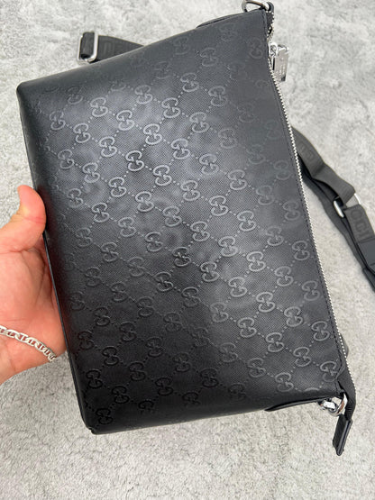 BANDOLERAS  GUCCI ( SE PUEDE USAR COMO NECESER)