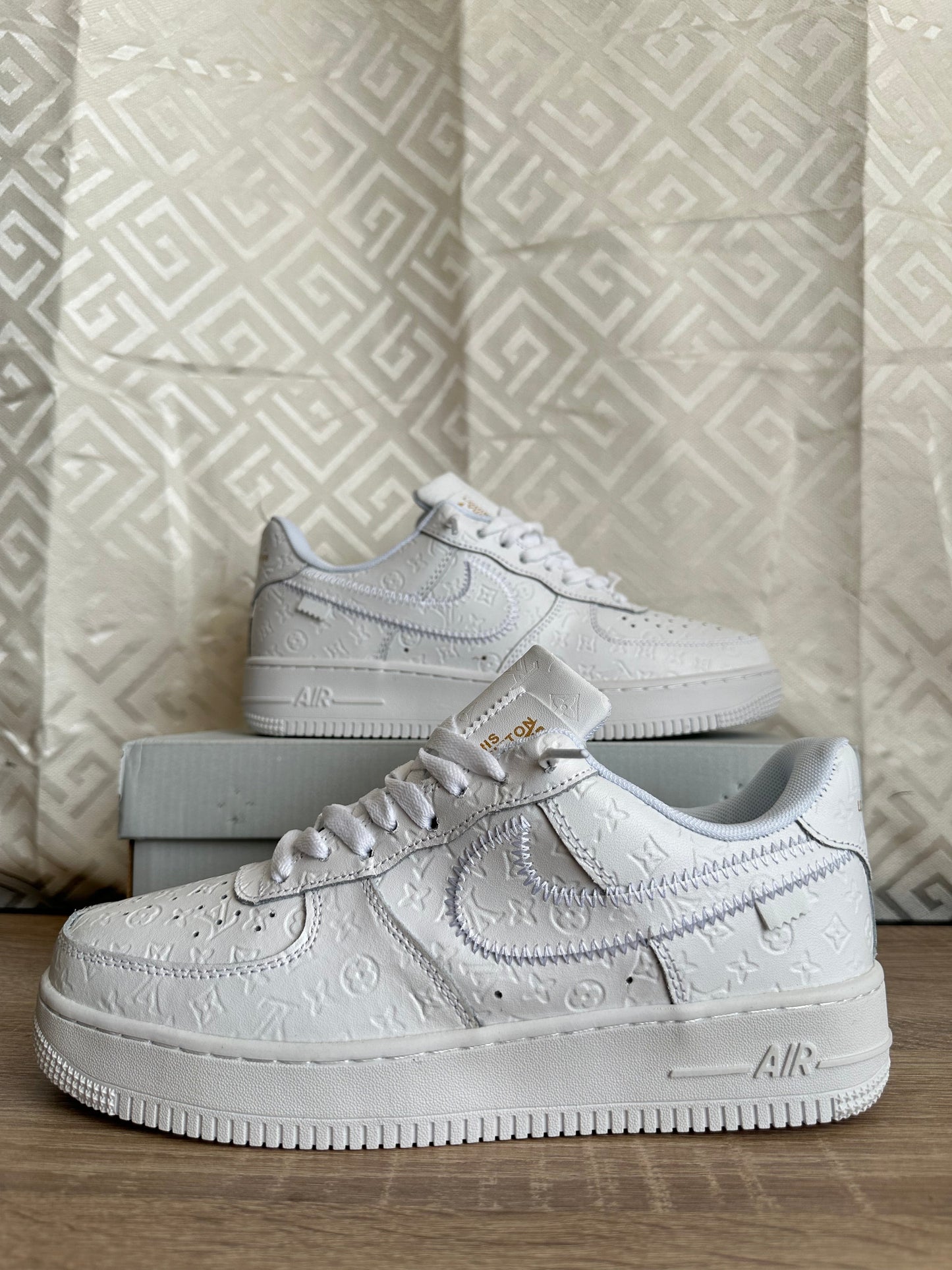 NIKE AIR FORCE 1 LOUIS VUITTON