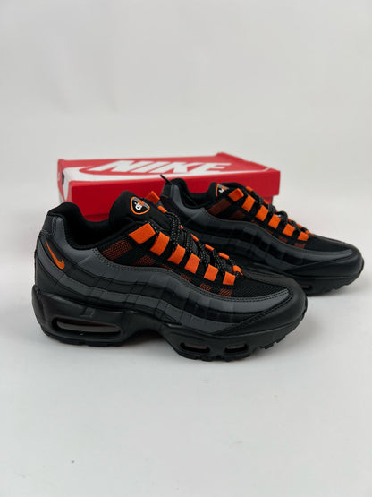 NIKE AIR MAX 95 BLACK/ORANGE 🟠 ⚫️