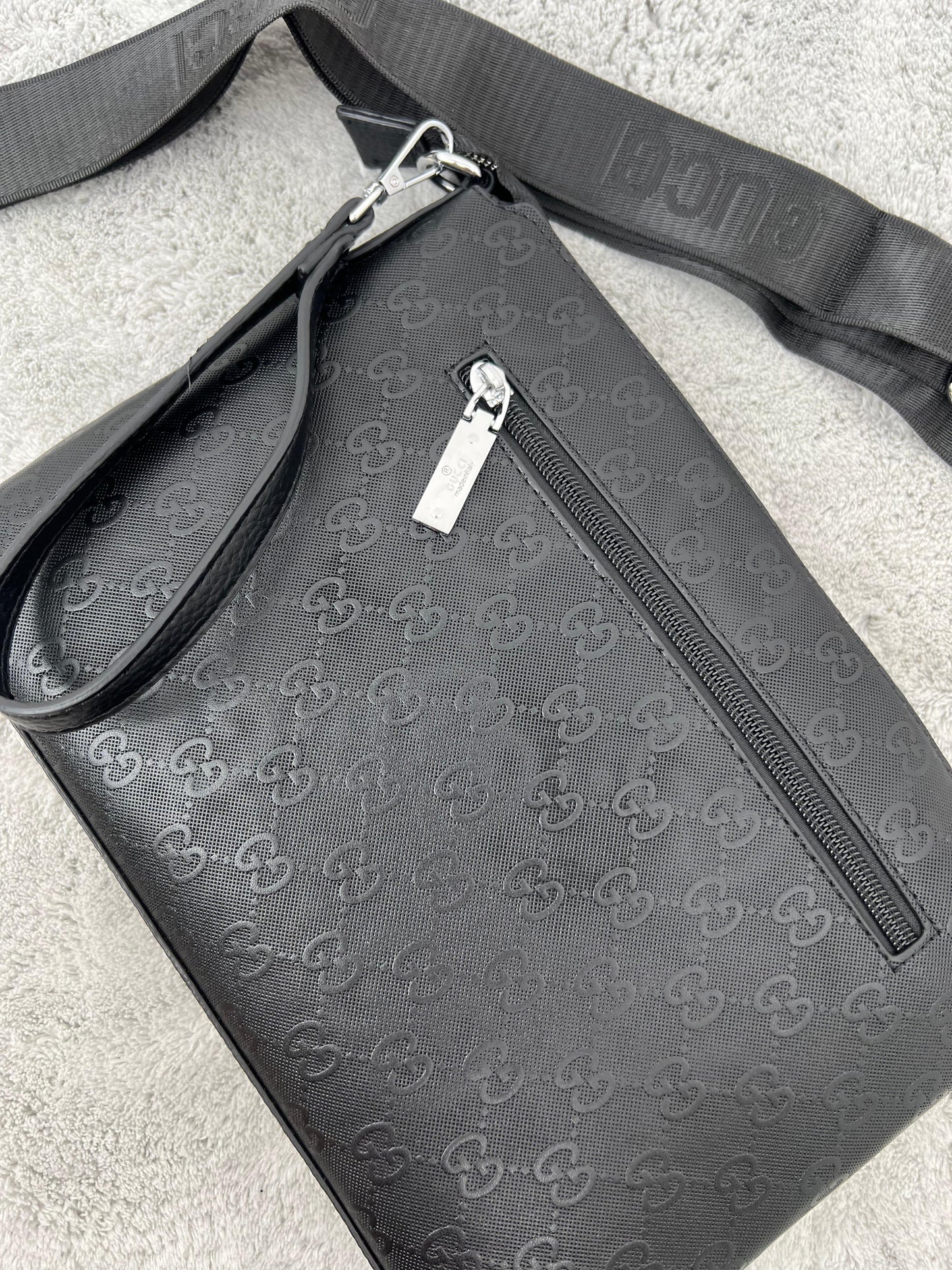 BANDOLERAS  GUCCI ( SE PUEDE USAR COMO NECESER)