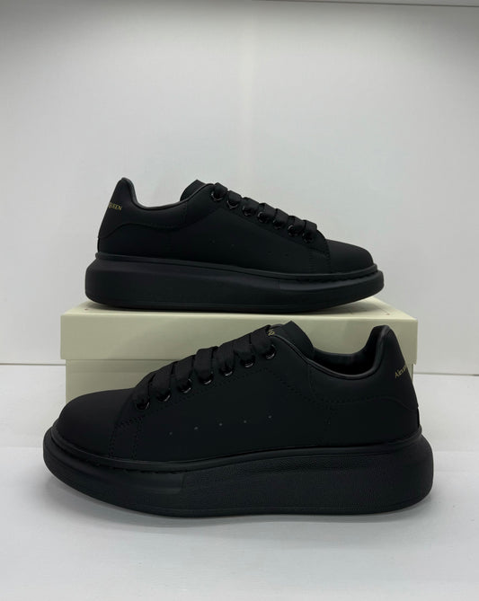 Alexander McQueen ALL BLACK 2025 ⚫️