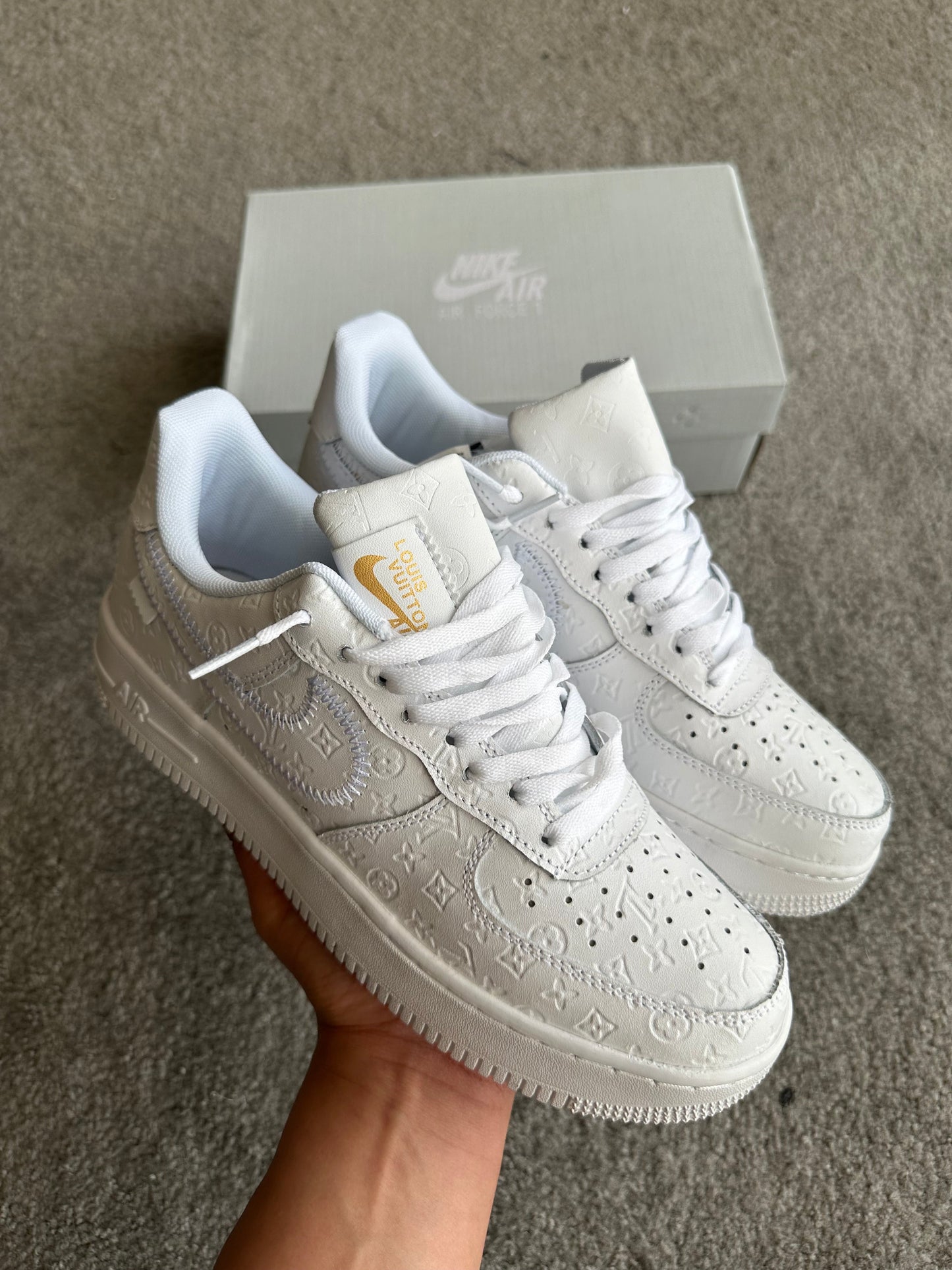 NIKE AIR FORCE 1 LOUIS VUITTON