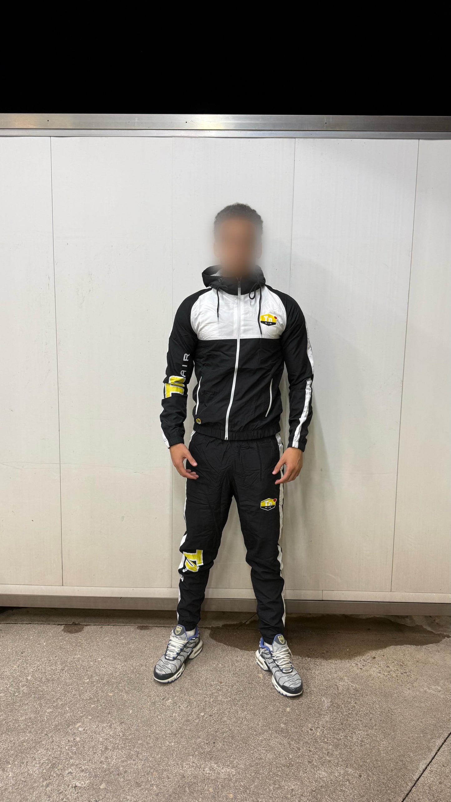 CHANDAL NIKE TN 2025 BLACK/WHITE 🔥