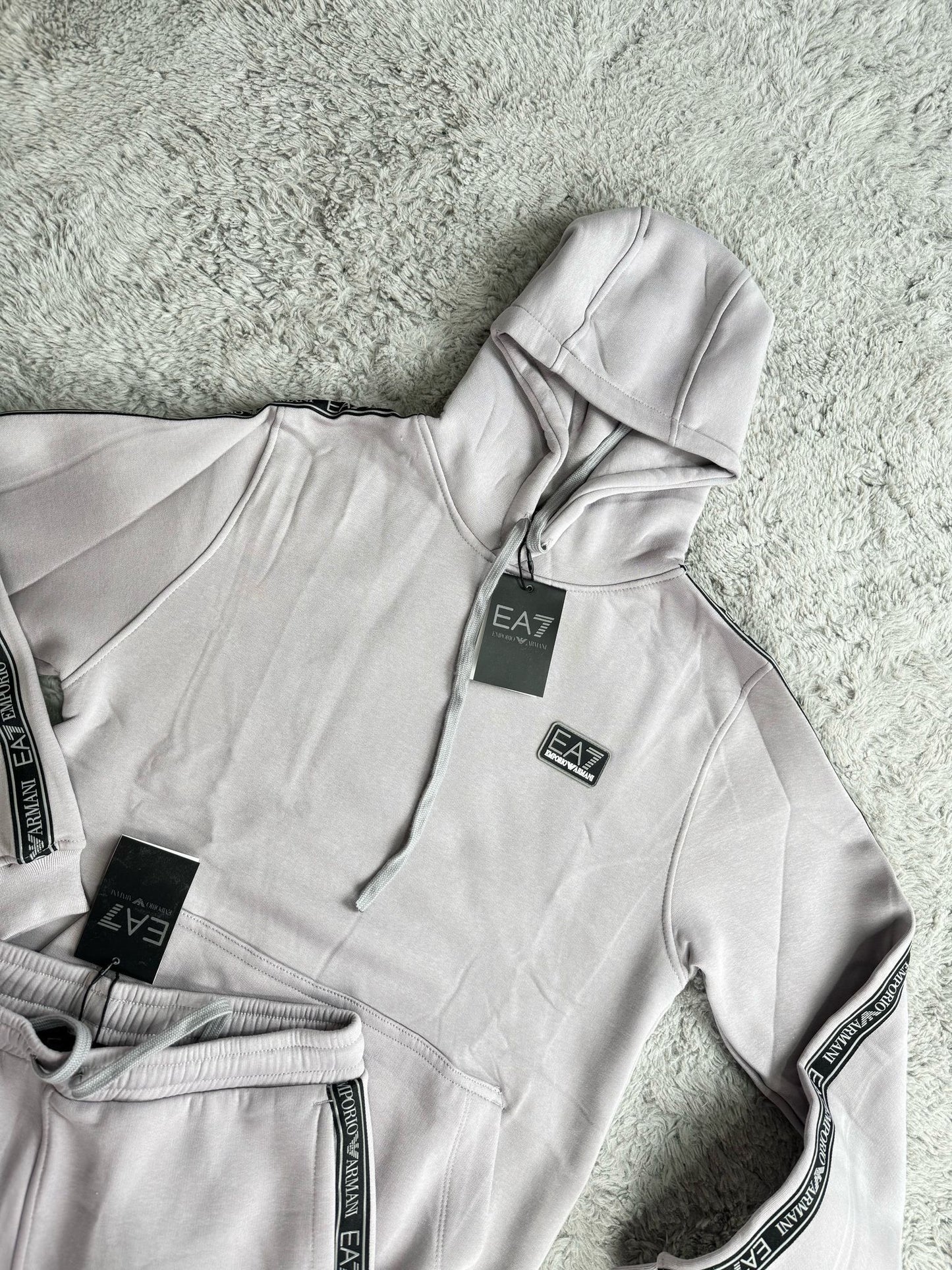 CHANDAL EMPORIO ARMANI EA7 🩶