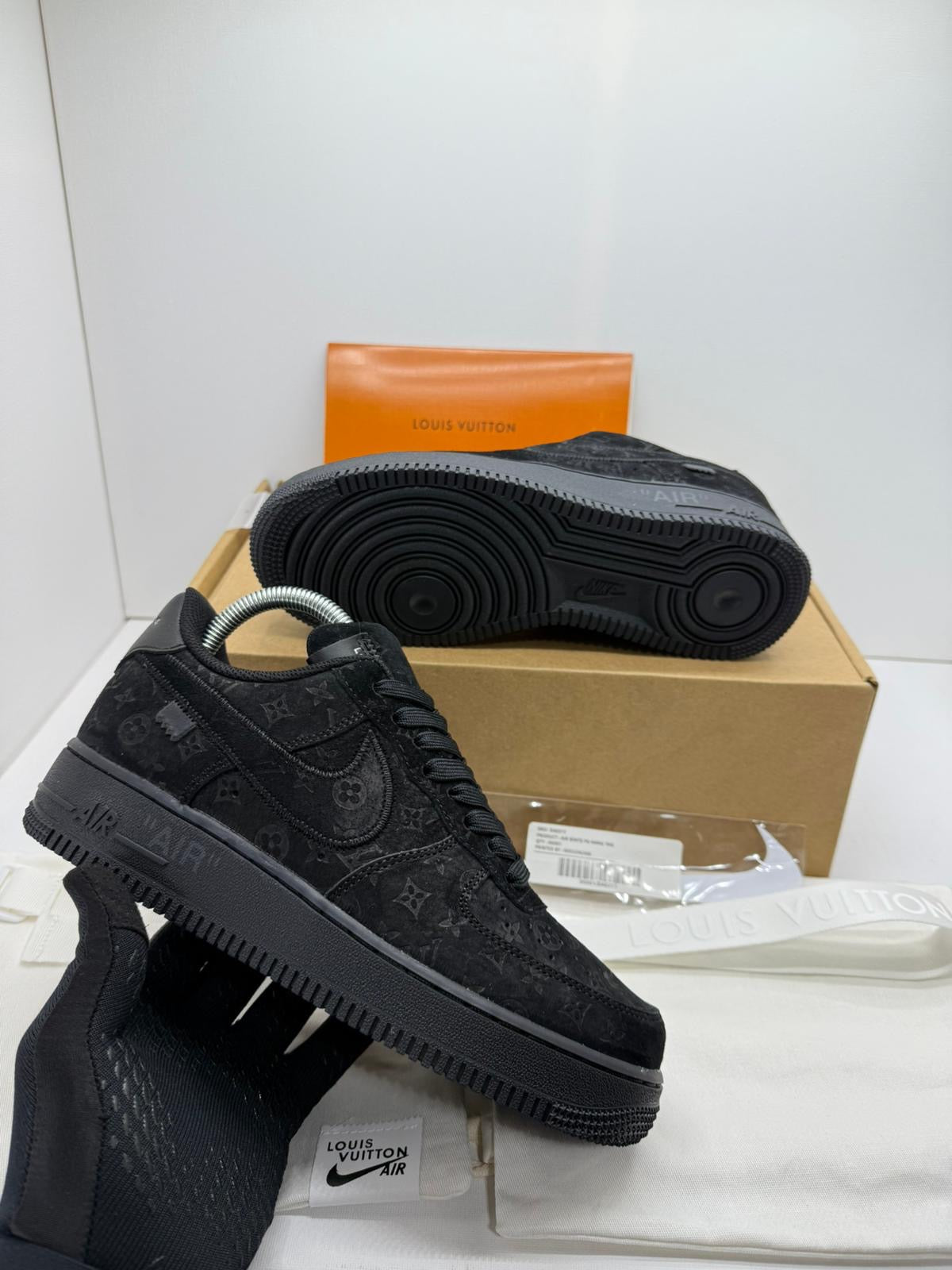 NIKE AIR FORCE 1 LOUIS VUITTON ALL BLACK CALIDAD 1.1 TERCIOPELO 🔥