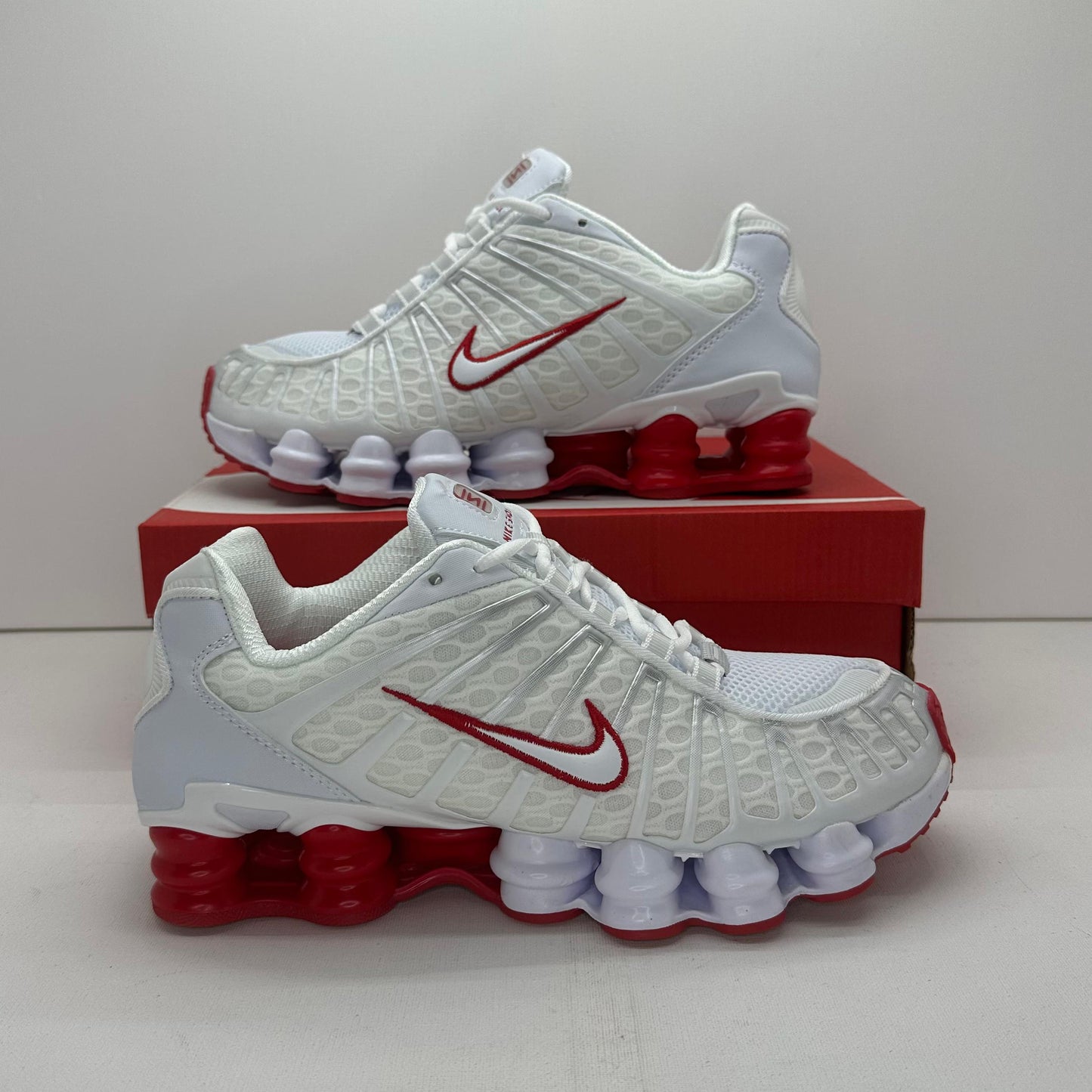 NIKE SHOX TL 2025 ⚪️ 🔴